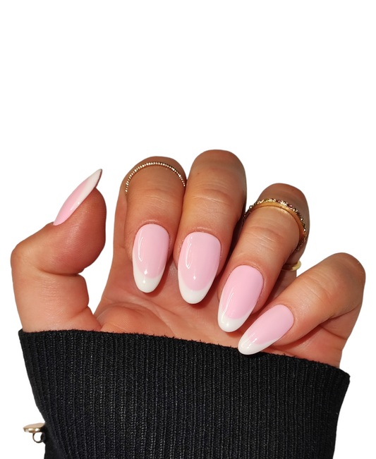 French Pink Nägel – Klassisch & Elegant | MEVANAILS
